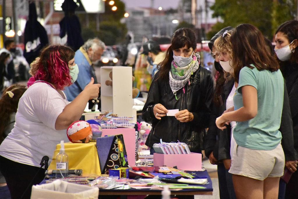 OTRO FIN DE SEMANA CON MERCADO CULTURAL AL AIRE LIBRE