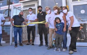 SASTRE PARTICIPÓ DE LA INAUGURACIÓN DE LA CHURRERÍA “LA FAMILIA”