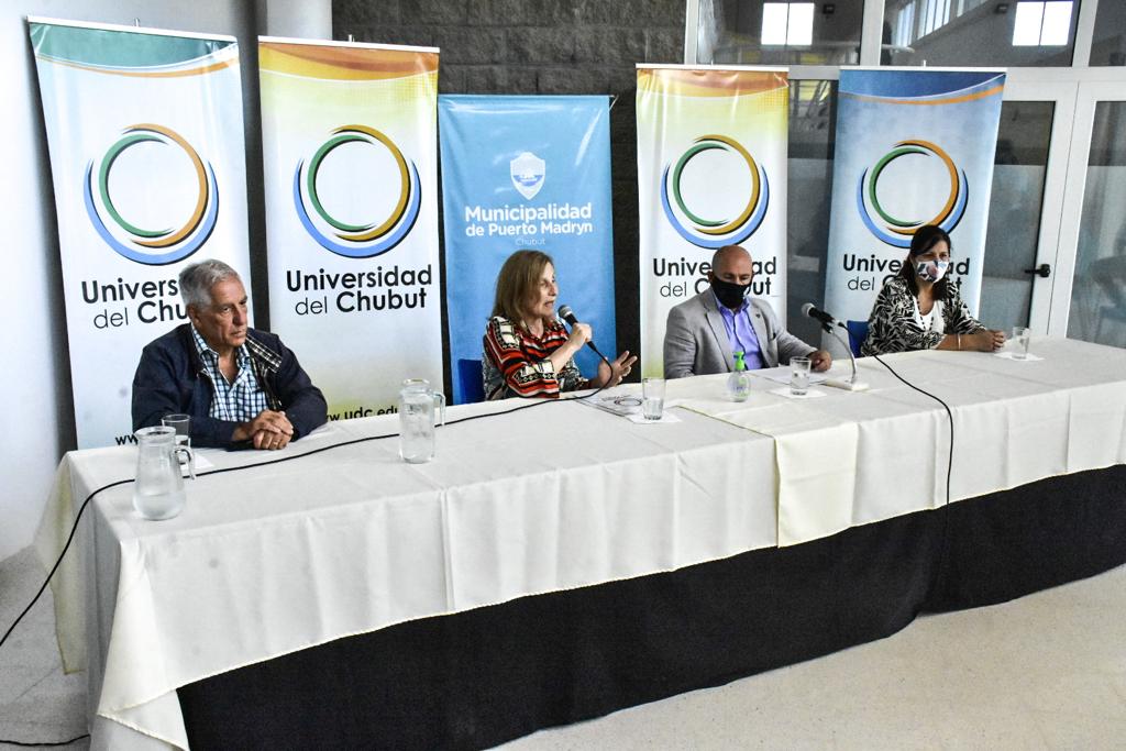SASTRE VALORÓ EL RECONOCIMIENTO NACIONAL DE CARRERAS QUE SE DAN EN LA UNIVERSIDAD DE CHUBUT