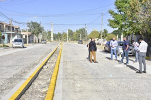 SASTRE INAUGURÓ BULEVARES Y CORDONES CUNETA