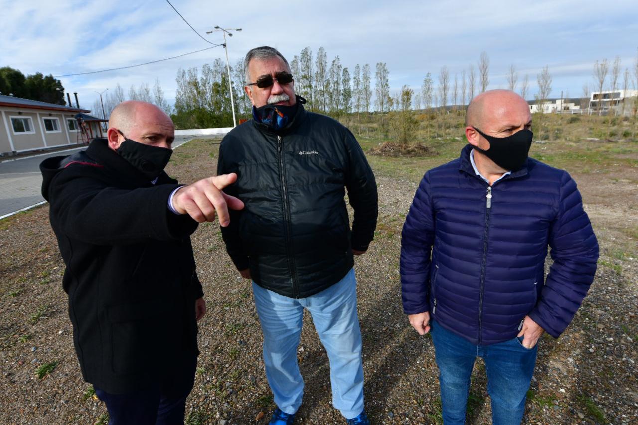 EL VICEGOBERNADOR Y EL INTENDENTE ANUNCIARON QUE LUZ Y FUERZA CONSTRUIRÁ UN CENTRO DE CONVENCIONES