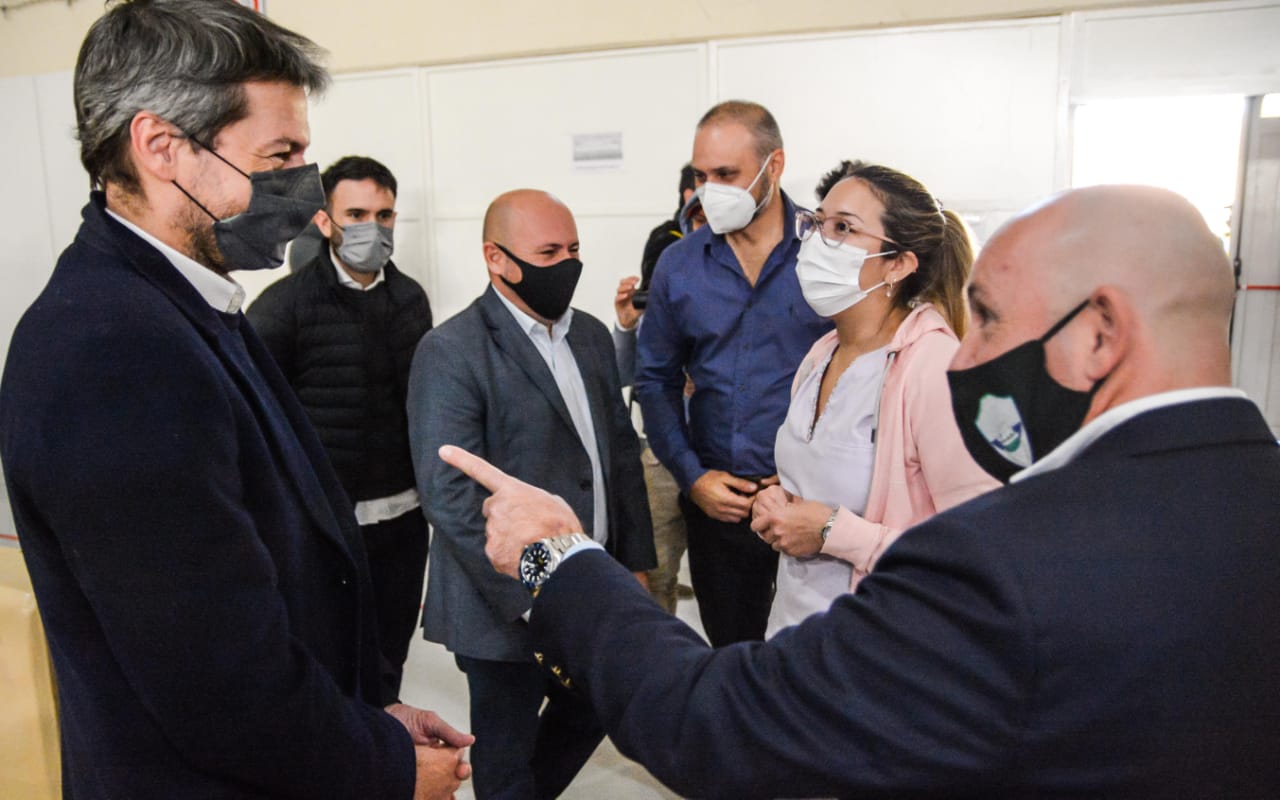 EL VICEGOBERNADOR Y EL INTENDENTE RECIBIERON A LAMMENS Y A LEUNDA: RECORRIERON OBRAS, SE REUNIERON CON REFERENTES DEL TURISMO Y ANUNCIARON LA CONSTRUCCIÓN DE UN POLIDEPORTIVO