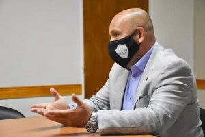 EL INTENDENTE ANUNCIÓ EL PAGO DE LOS SUELDOS Y DEL MEDIO AGUINALDO