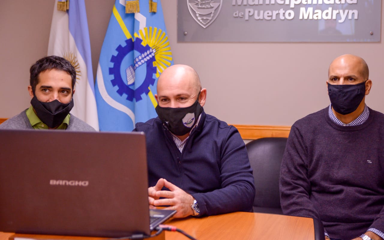 SASTRE BREGÓ POR EL CUIDADO DEL AMBIENTE Y ANUNCIÓ QUE SE COLOCARÁN PUESTOS DIFERENCIALES DE RECOLECCIÓN DE RESIDUOS
