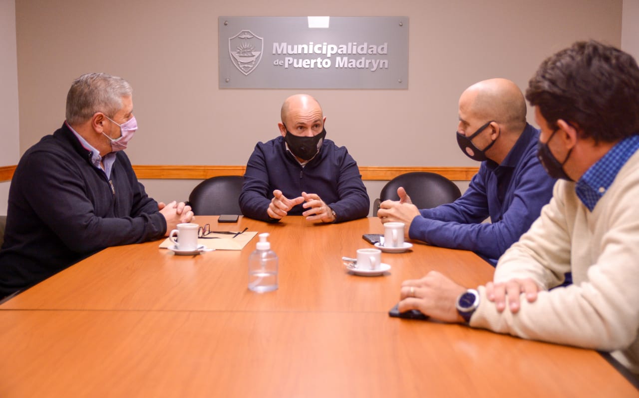 SASTRE ANUNCIÓ QUE MADRYN SERÁ SEDE DE COMPETENCIAS DEPORTIVAS NACIONALES E INTERNACIONALES A FIN DE AÑO 