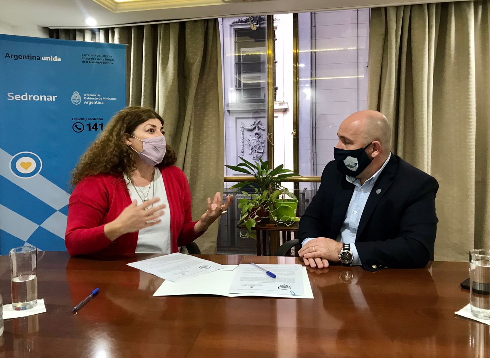 SASTRE FIRMÓ UN CONVENIO CON LA TITULAR DE LA SEDRONAR PARA OPTIMIZAR EL PROGRAMA “FÚTBOL NOCHE”