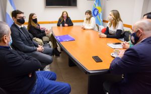 EL INTENDENTE ANUNCIÓ LA ENTREGA DE UN TERRENO PARA QUE UNA ESCUELA Y UN JARDÍN DE INFANTES CONSTRUYAN UN EDIFICO CONJUNTO