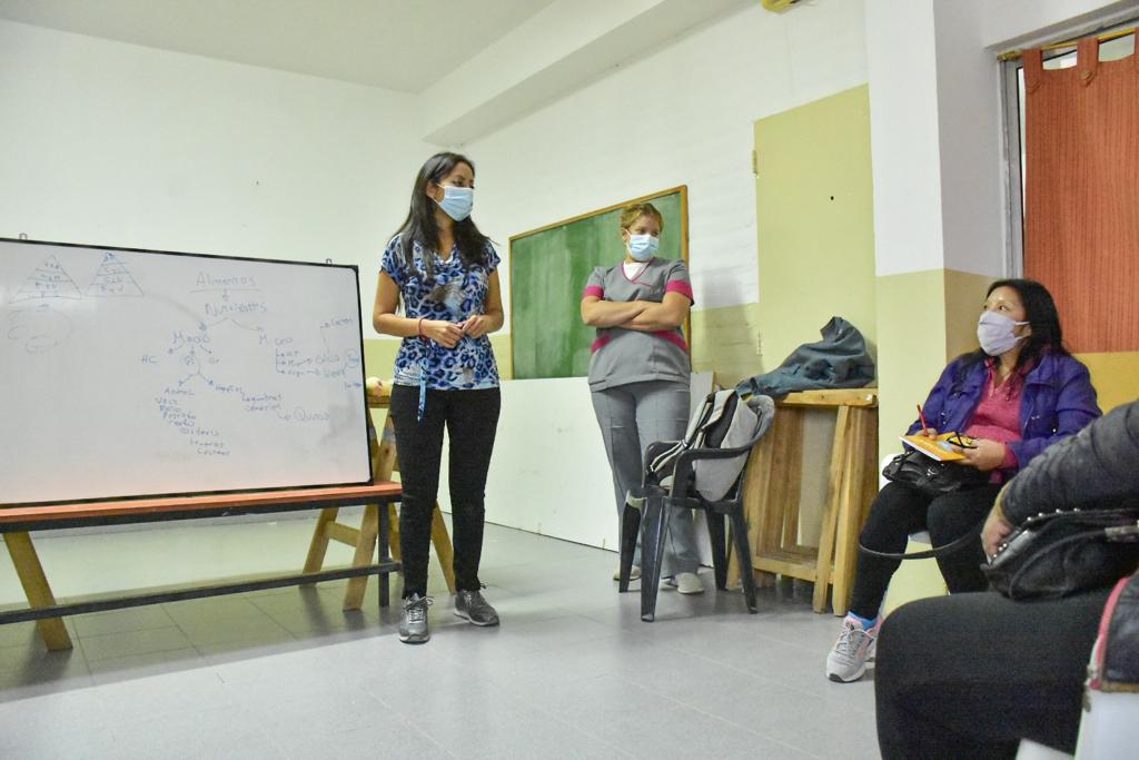 NUEVO CURSO DE MANIPULACIÓN DE ALIMENTOS