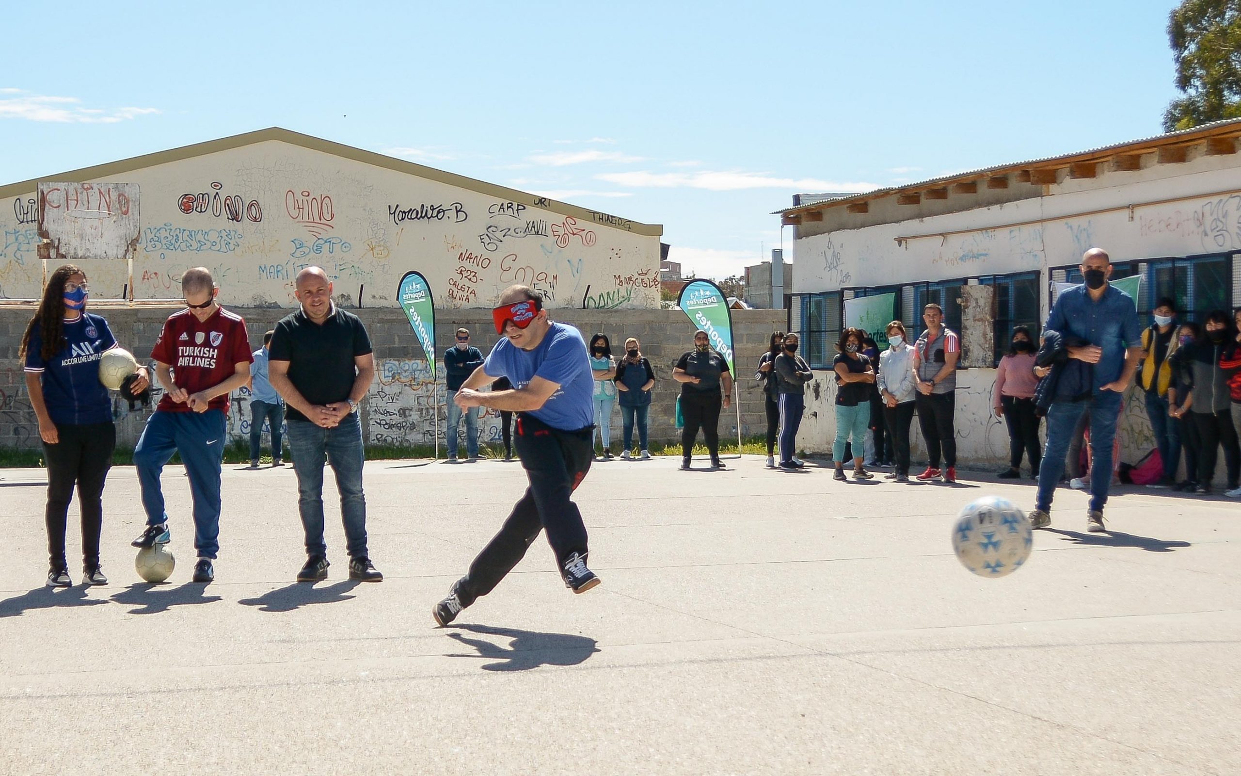 EL INTENDENTE RECORRIÓ LAS ACTIVIDADES QUE SE DESARROLLAN EN EL FESTIVAL DE DEPORTE ACCESIBLE Y DESTACÓ LA INCLUSIÓN SOCIAL DEL EVENTO