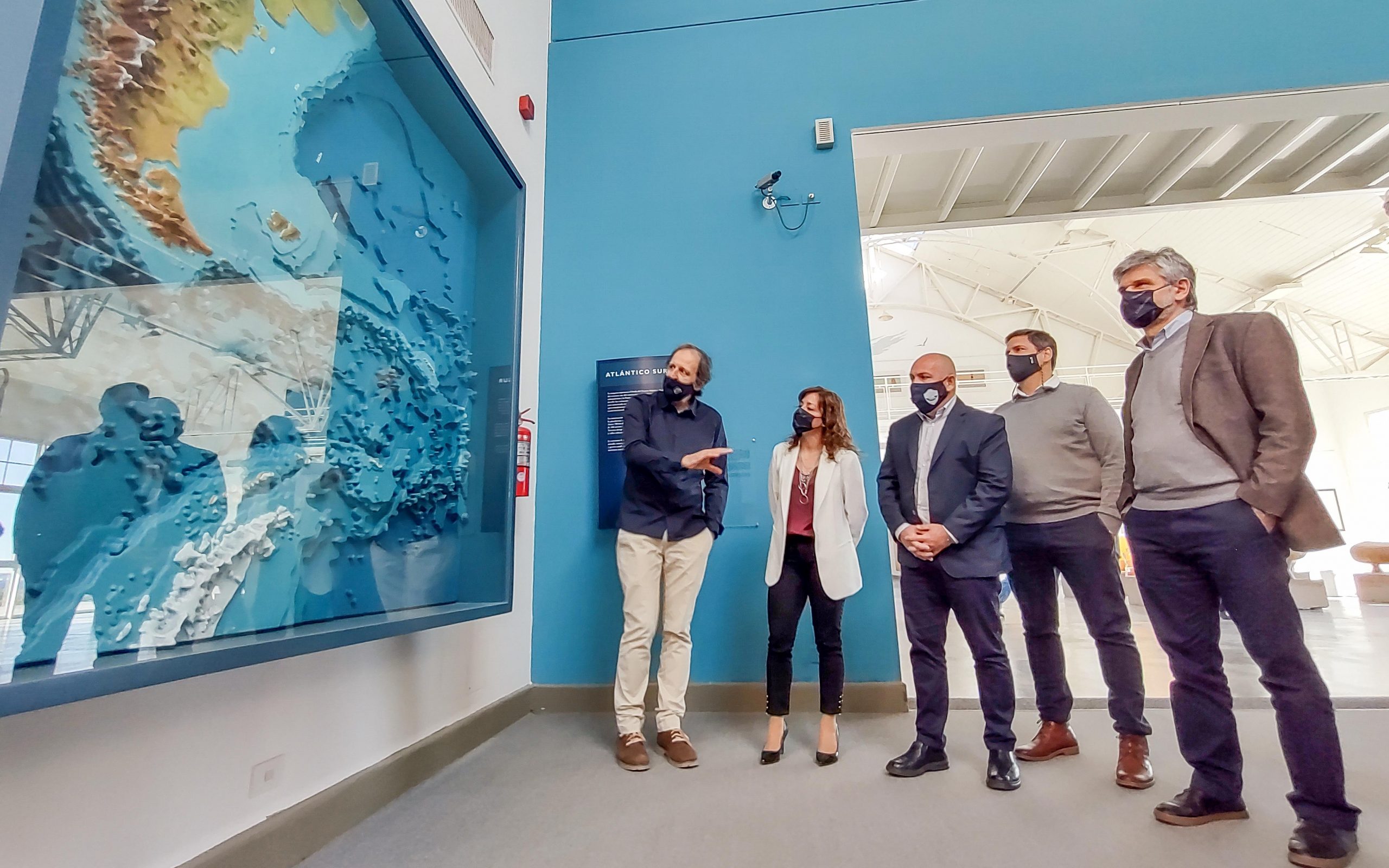 SASTRE Y FILMUS FIRMARON EL ACUERDO PARA QUE EL ECOCENTRO SE CONVIERTA EN EL PRIMER CENTRO PAMPA AZUL DEL PAÍS