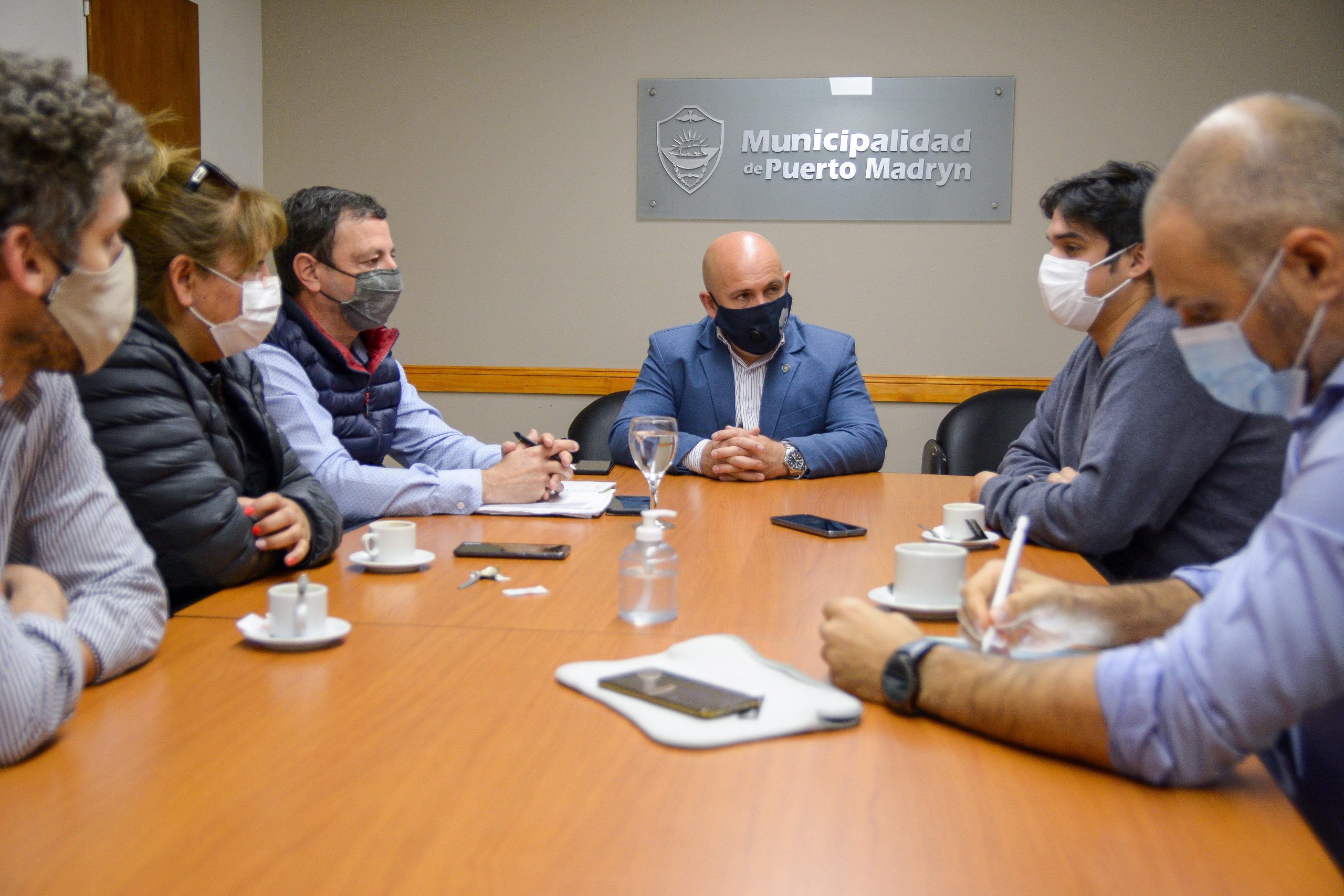 SASTRE ANUNCIÓ QUE LA SEMANA PRÓXIMA LA VACUNACIÓN CONTRA EL COVID-19 SE HARÁ EN LOS BARRIOS Y DEJARÁ DE FUNCIONAR EN EL GIMNASIO MUNICIPAL N°1