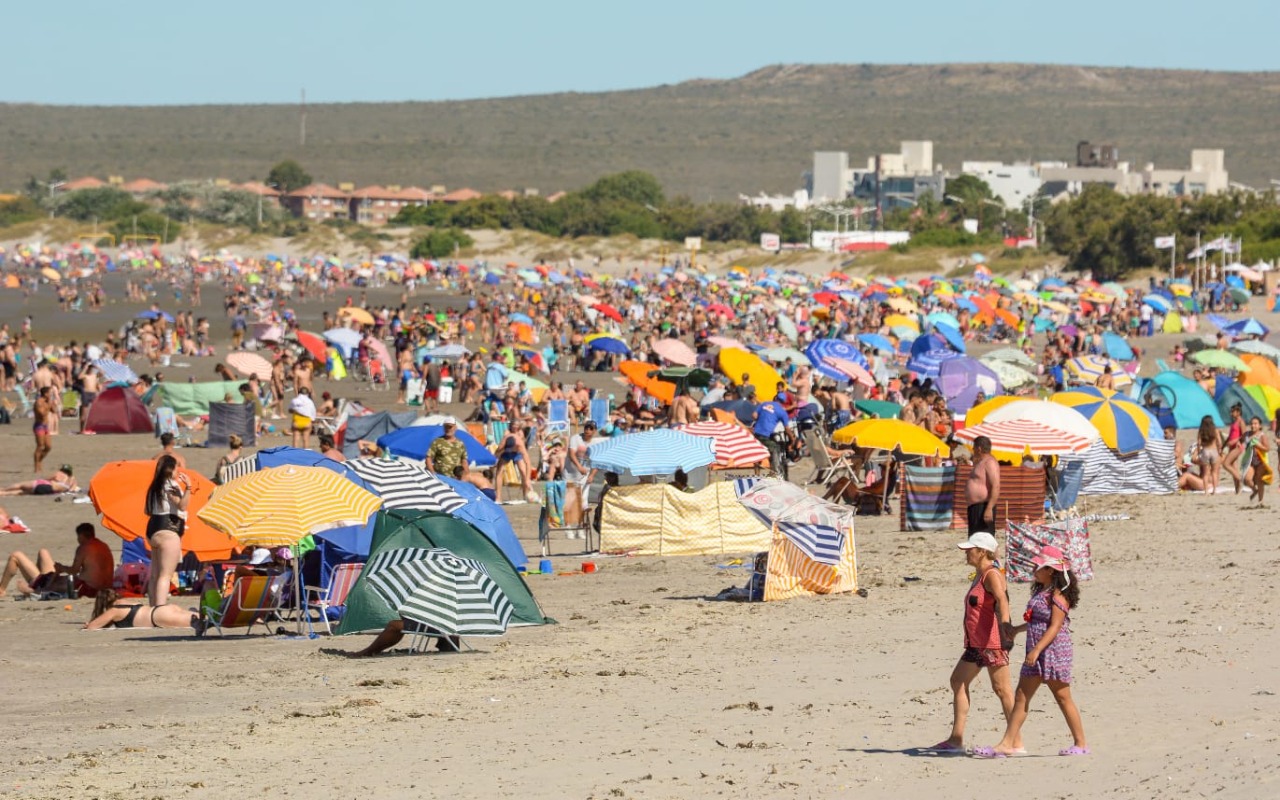 TRAS LA MEJOR TEMPORADA DE BALLENAS DE LA ÚLTIMA DÉCADA, LAS RESERVAS PARA EL VERANO SUPERAN POR MÁS DEL 20% LAS DE 2019/2020