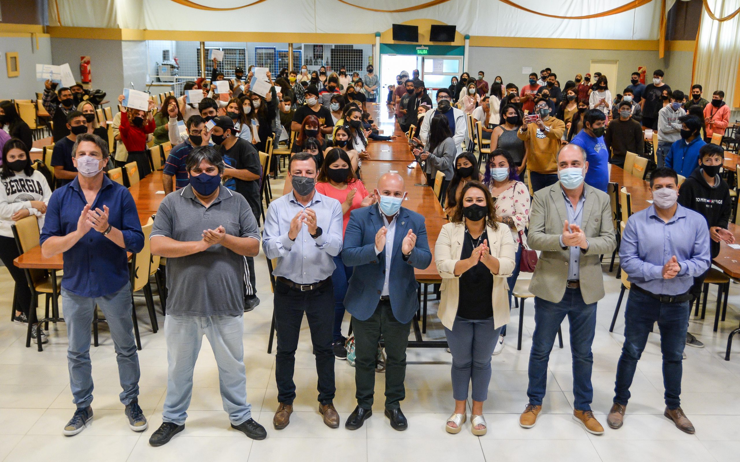 MÁS DE 240 VECINOS DE PUERTO MADRYN RECIBIERON SUS CERTIFICADOS TRAS HABER REALIZADO CAPACITACIONES LABORALES
