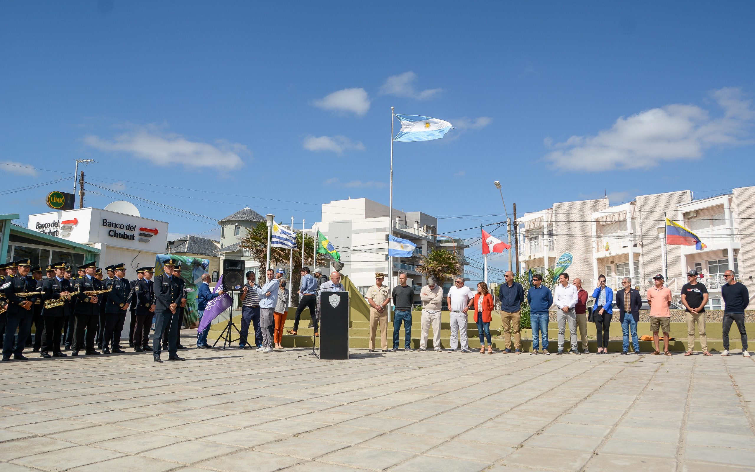 SE LANZÓ OFICIALMENTE EL CAMPEONATO SUDAMERICANO DE WINDSURF EN PUERTO MADRYN