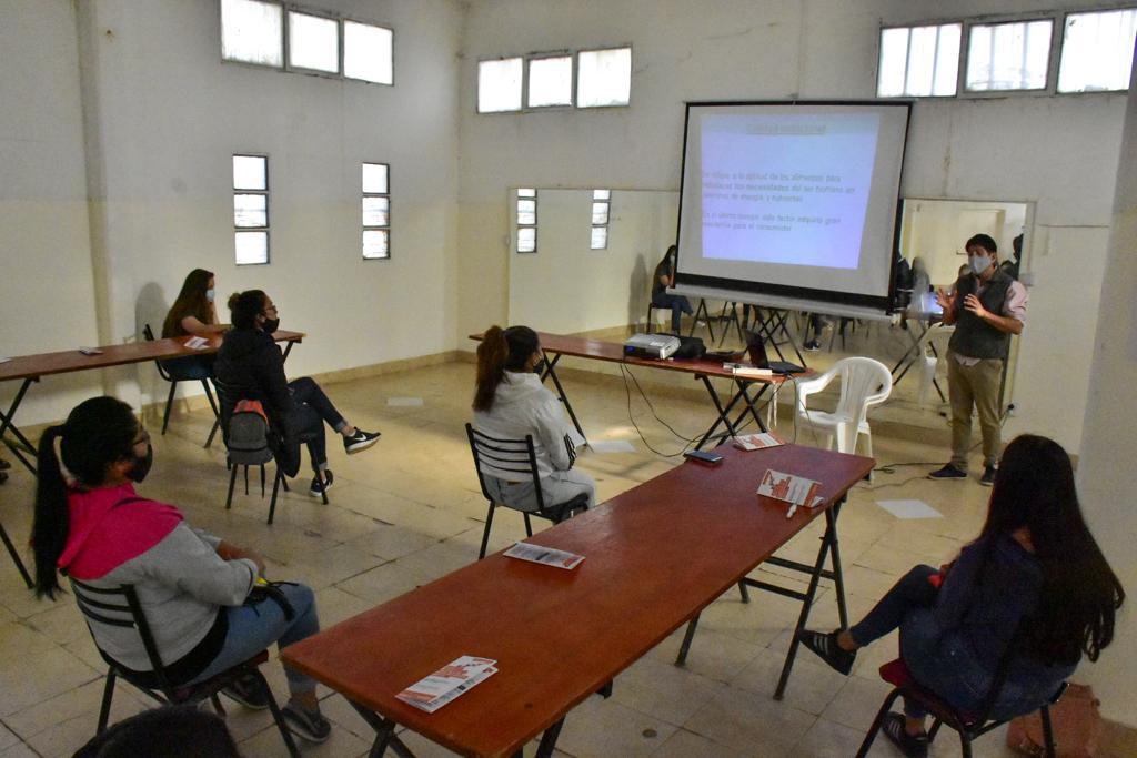 NUEVO CURSO DE MANIPULACIÓN DE ALIMENTOS