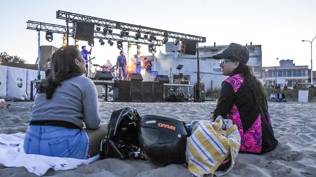 CONTINÚA LA TERCERA EDICIÓN DEL ARENA ROCK