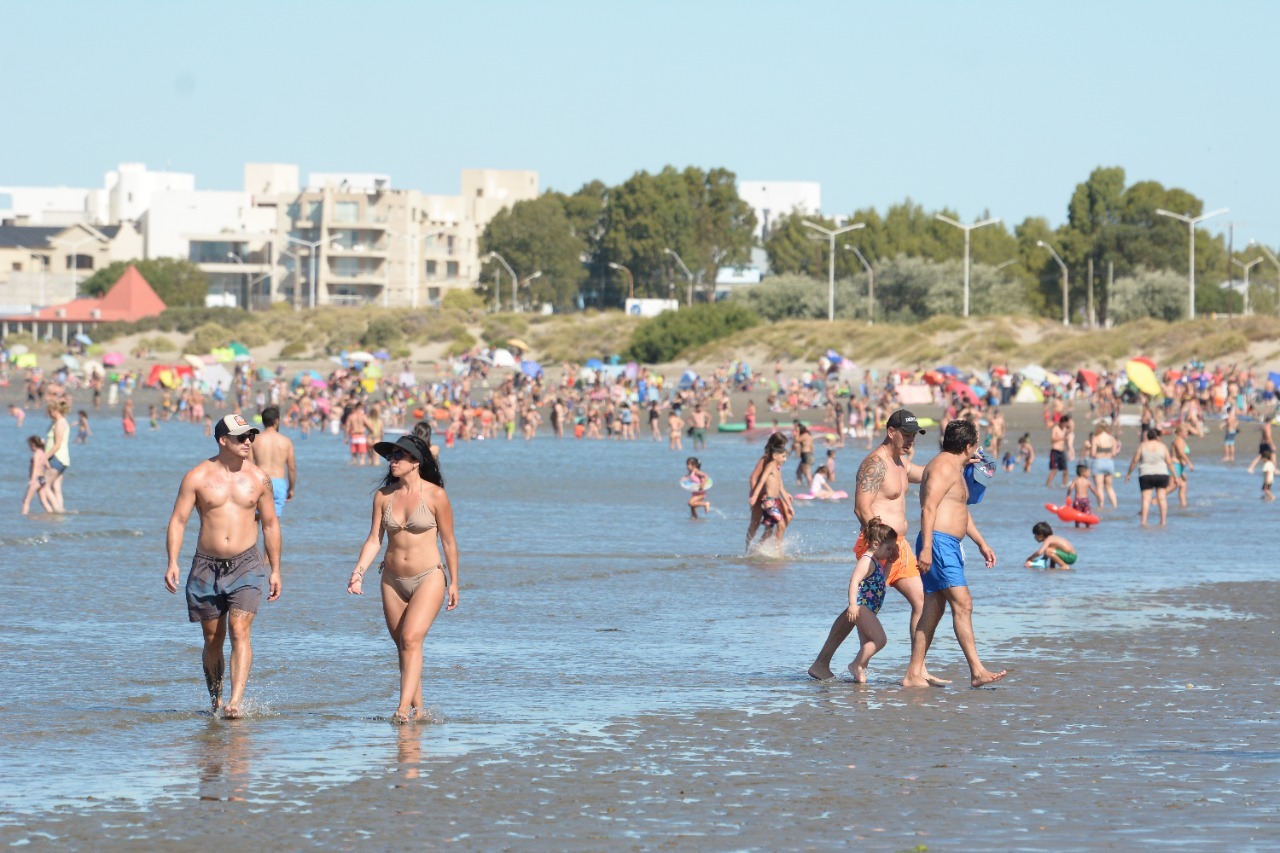 CON UNA OCUPACIÓN PRÁCTICAMENTE PLENA, EL TURISMO GENERÓ INGRESOS POR $2.500 MILLONES DURANTE ENERO EN MADRYN