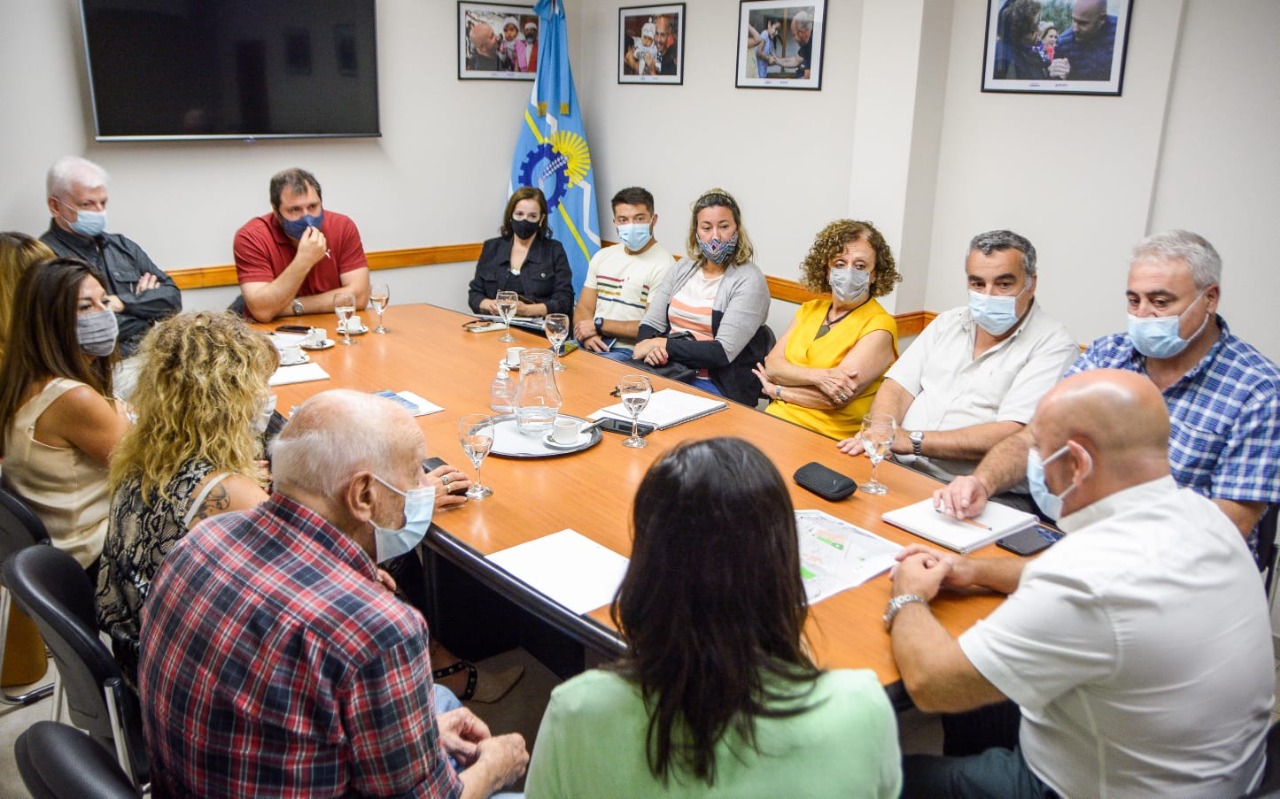 SASTRE COORDINÓ ACCIONES PARA EL DESARROLLO DE LA TERCERA ETAPA DEL PROMEBA EN EL NUEVA CHUBUT
