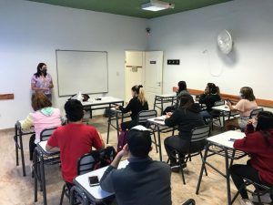 INICIARON LOS CURSOS  DE  “ATENCIÓN AL CLIENTE” Y “LÍNEA DE CAJA, REPOSICIÓN Y ATENCIÓN AL PÚBLICO”
