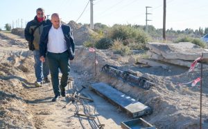 EL INTENDENTE RECORRIÓ LAS OBRAS DE MEJORAMIENTO URBANO QUE SE ESTÁN EJECUTANDO EN EL BARRIO NUEVA CHUBUT
