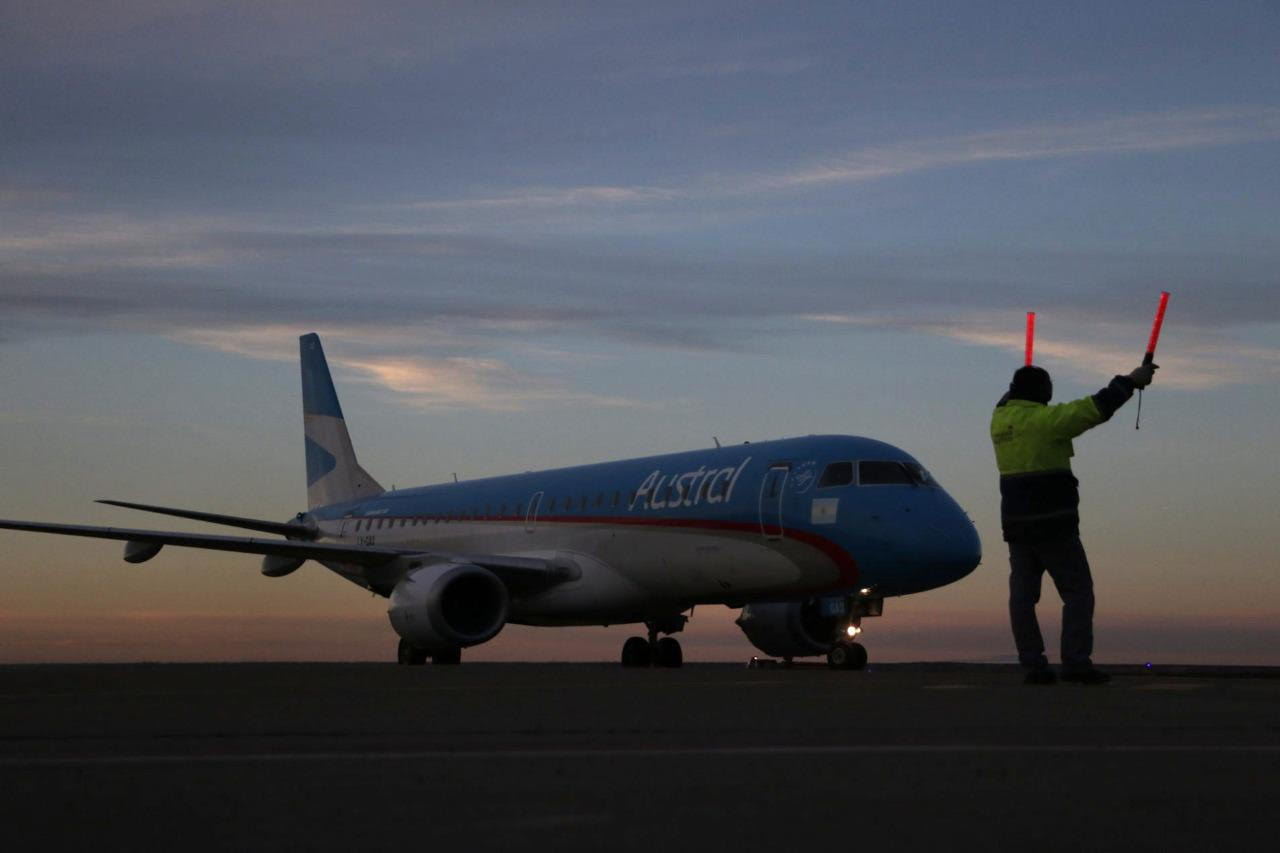 SASTRE CONFIRMÓ QUE AEROLÍNEAS ARGENTINAS VOLVERÁ A AMPLIAR LA CONECTIVIDAD EN MADRYN