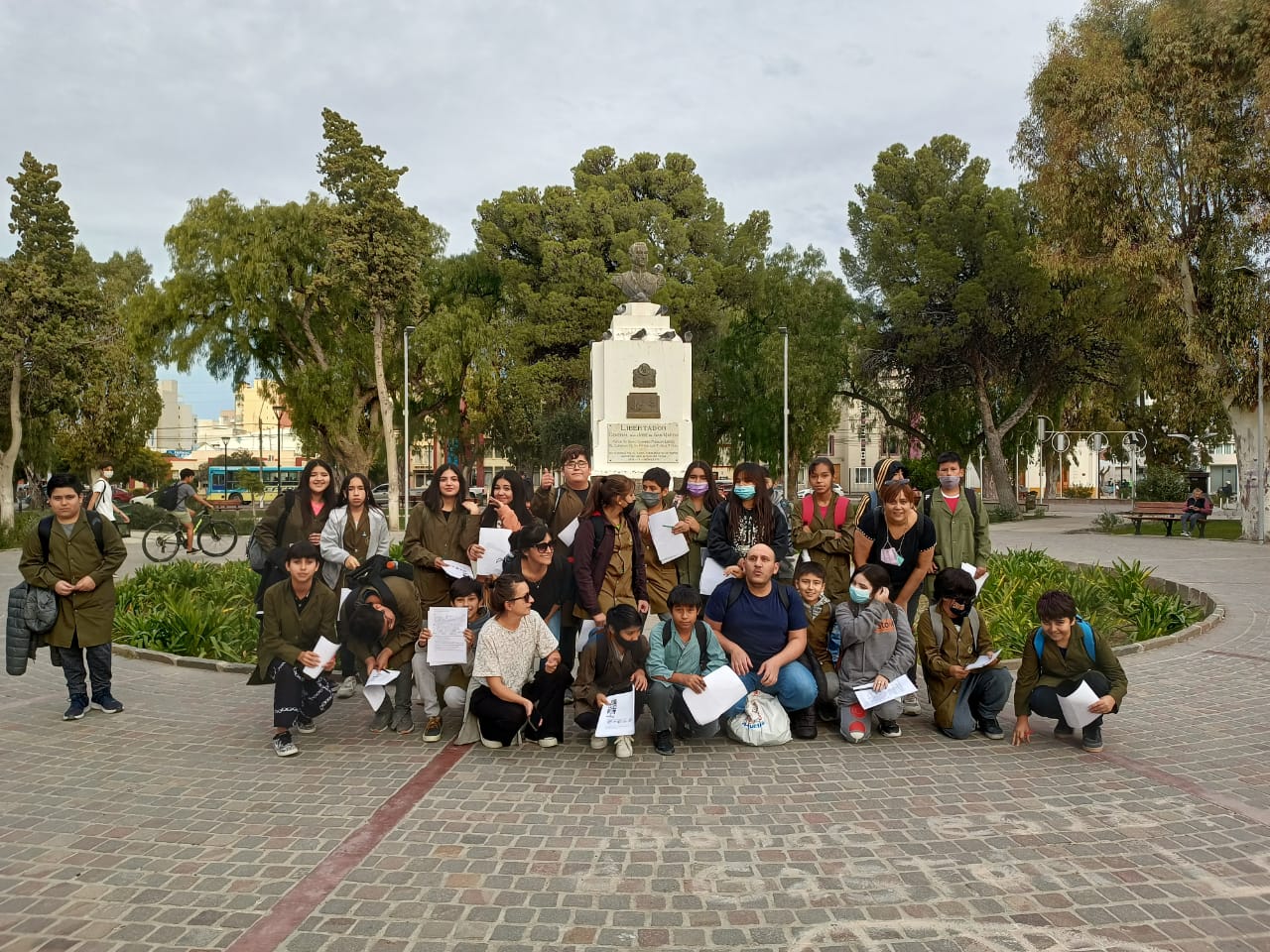 ESTUDIANTES DE LA ESCUELA DE PESCA RECORRIERON LA CIUDAD CON UNA MIRADA INTEGRADORA DESDE LAS CIENCIAS SOCIALES