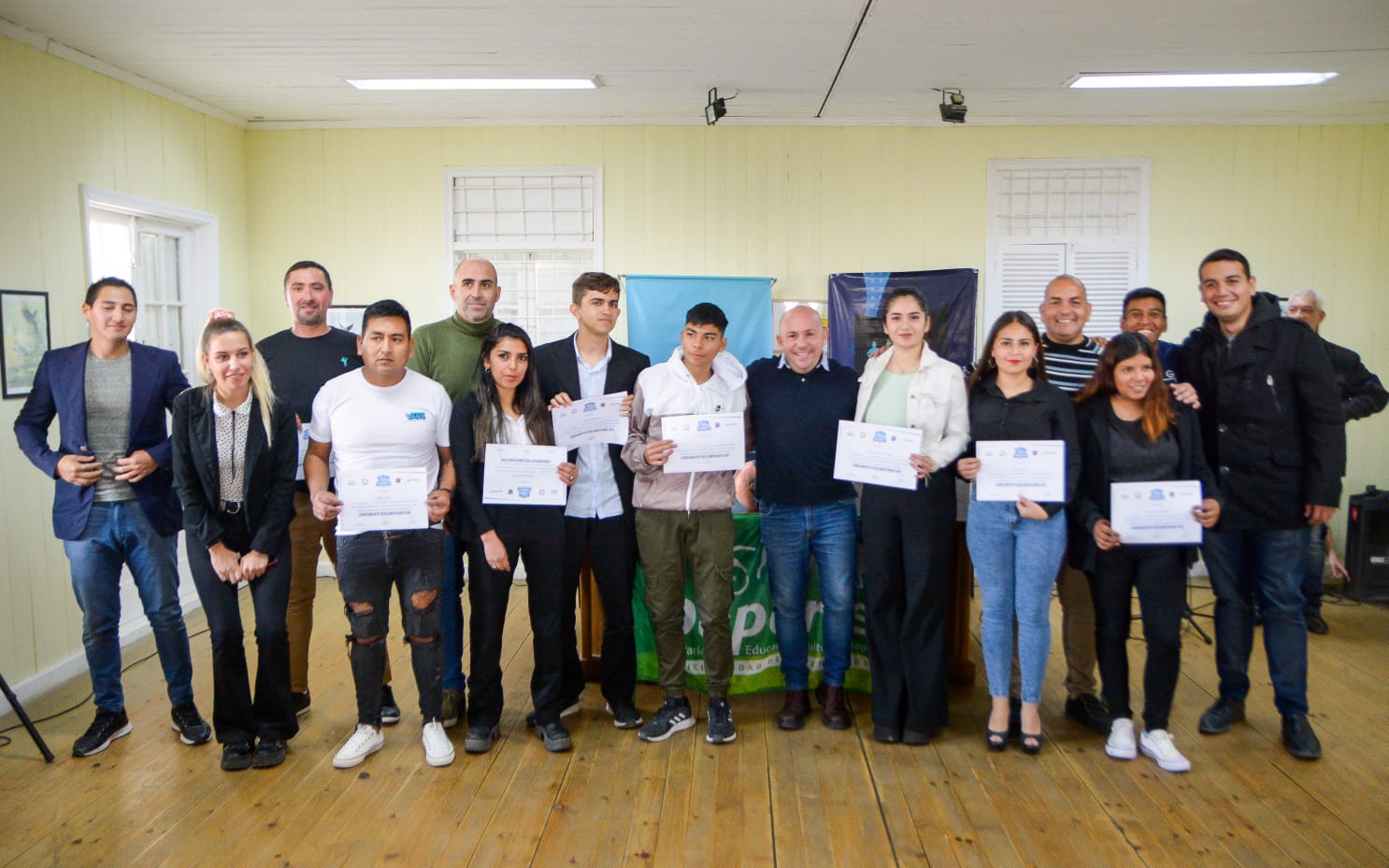 EL INTENDENTE ENTREGÓ DIPLOMAS A LOS NUEVOS ÁRBITROS DE PUERTO MADRYN, QUE CUENTAN CON UN NUEVO OFICIO CON SALIDA LABORAL