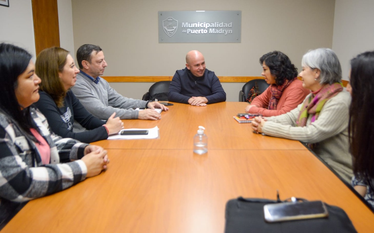 SASTRE RECIBIÓ A LA DIRECTORA NACIONAL DE SISTEMAS DE PROTECCIÓN PARA AVANZAR EN LA CONSTRUCCIÓN DE UN NUEVO CPI EN LA ZONA SUR DE PUERTO MADRYN