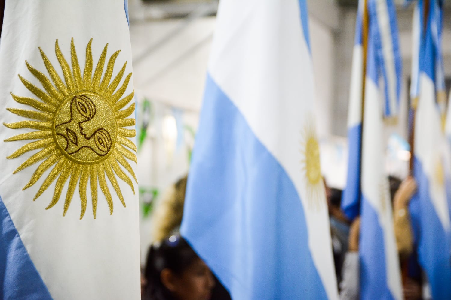 EN EL DÍA DE LA INDEPENDENCIA, SASTRE PIDIÓ DEJAR DE LADO LAS DISCUSIONES SIN SENTIDO Y SEGUIR TRABAJANDO PARA FORTALECER LA SOBERANÍA