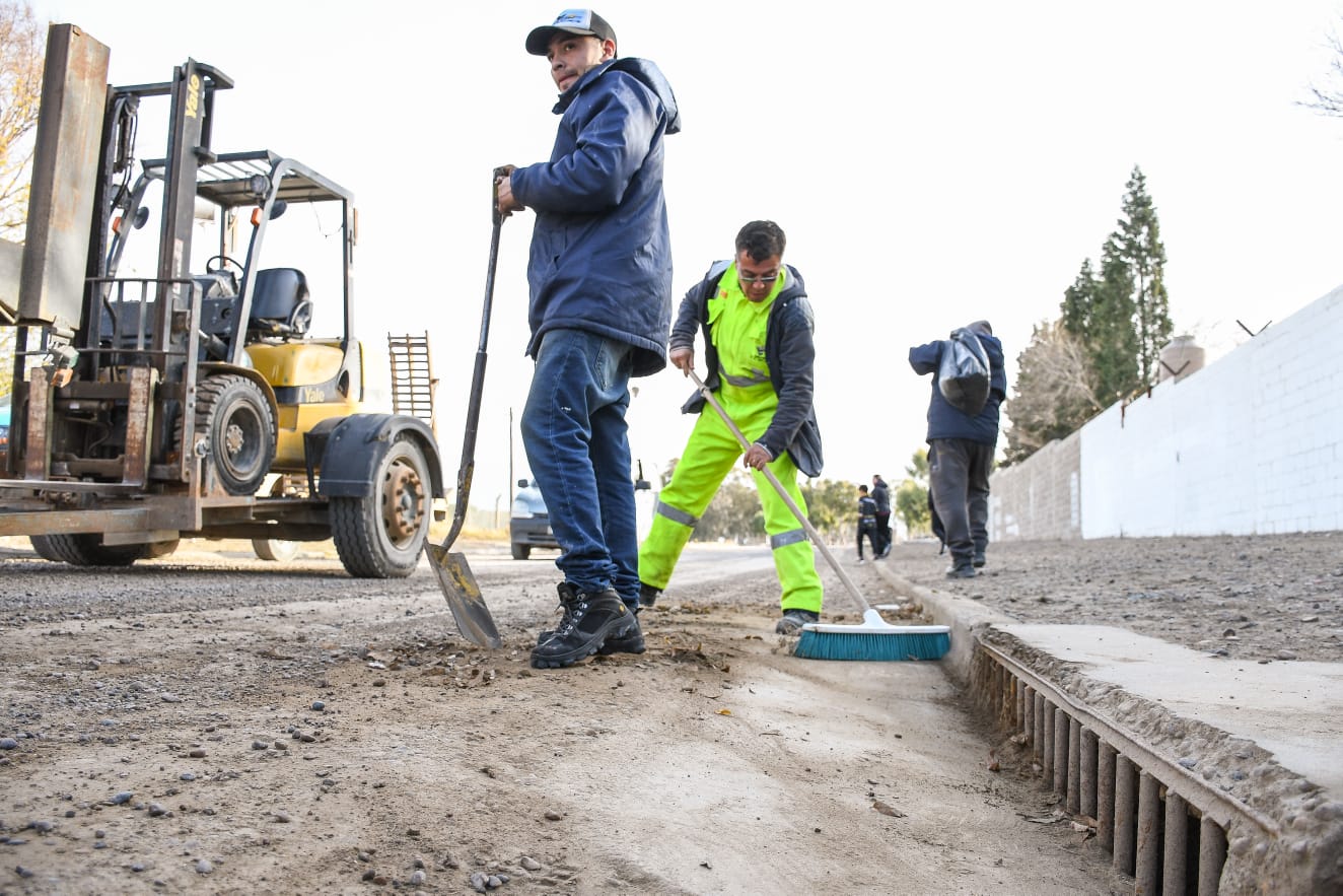 EL MUNICIPIO DE PUERTO MADRYN AVANZA EN TRABAJOS PREVENTIVOS POR EL PRONÓSTICO DE LLUVIAS PARA LOS PRÓXIMOS DÍAS