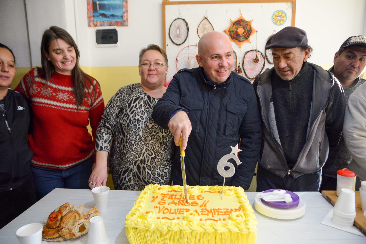 SASTRE PARTICIPÓ DEL 6º ANIVERSARIO DEL PROGRAMA “VOLVER A EMPEZAR”, QUE ACOMPAÑA A PERSONAS EN SITUACIÓN DE CALLE