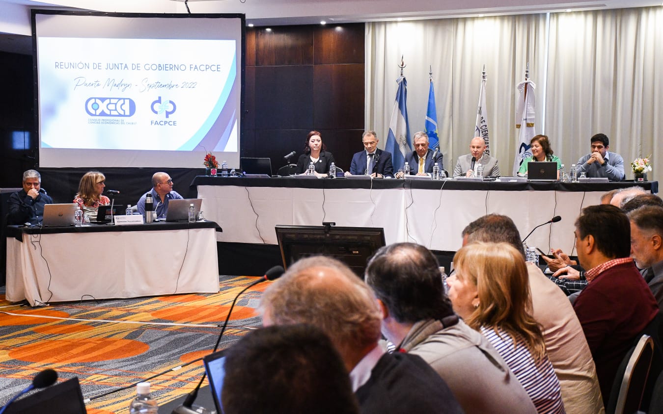 PUERTO MADRYN ES SEDE DE LA JORNADA DE GOBIERNO DE LOS CONSEJOS PROFESIONALES DE CIENCIAS ECONÓMICAS DE TODO EL PAÍS
