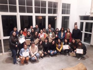 ESTUDIANTES UNIVERSITARIOS SE CAPACITARON SOBRE LA MUESTRA “OCÉANOS: VOLVERSE AZUL”