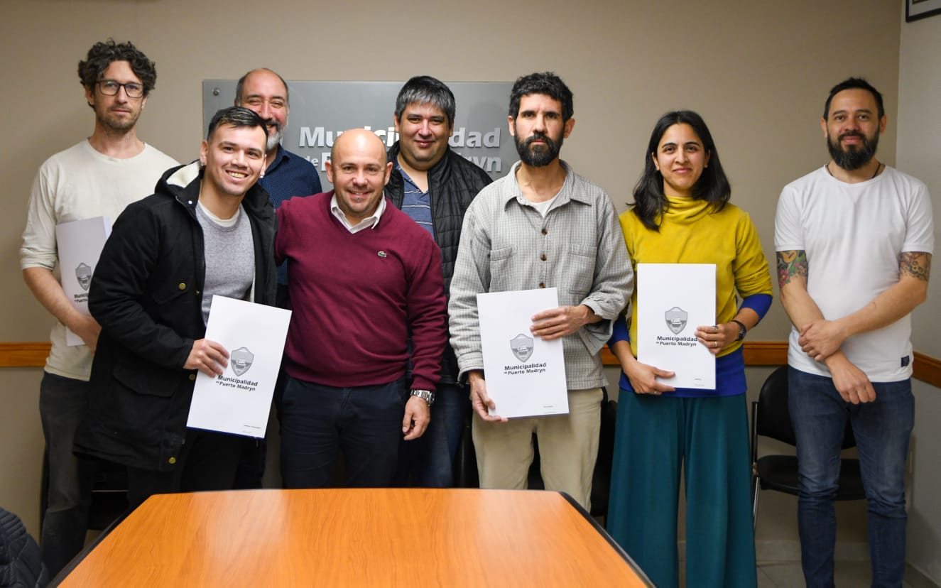 EL INTENDENTE ENTREGÓ NUEVAS LÍNEAS DE FINANCIAMIENTO PARA EMPRENDEDORES DE PUERTO MADRYN