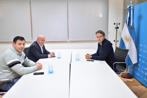 SASTRE SE REUNIÓ CON EL MINISTRO KATOPODIS PARA AVANZAR EN DISTINTOS PROYECTOS DE OBRAS PARA PUERTO MADRYN