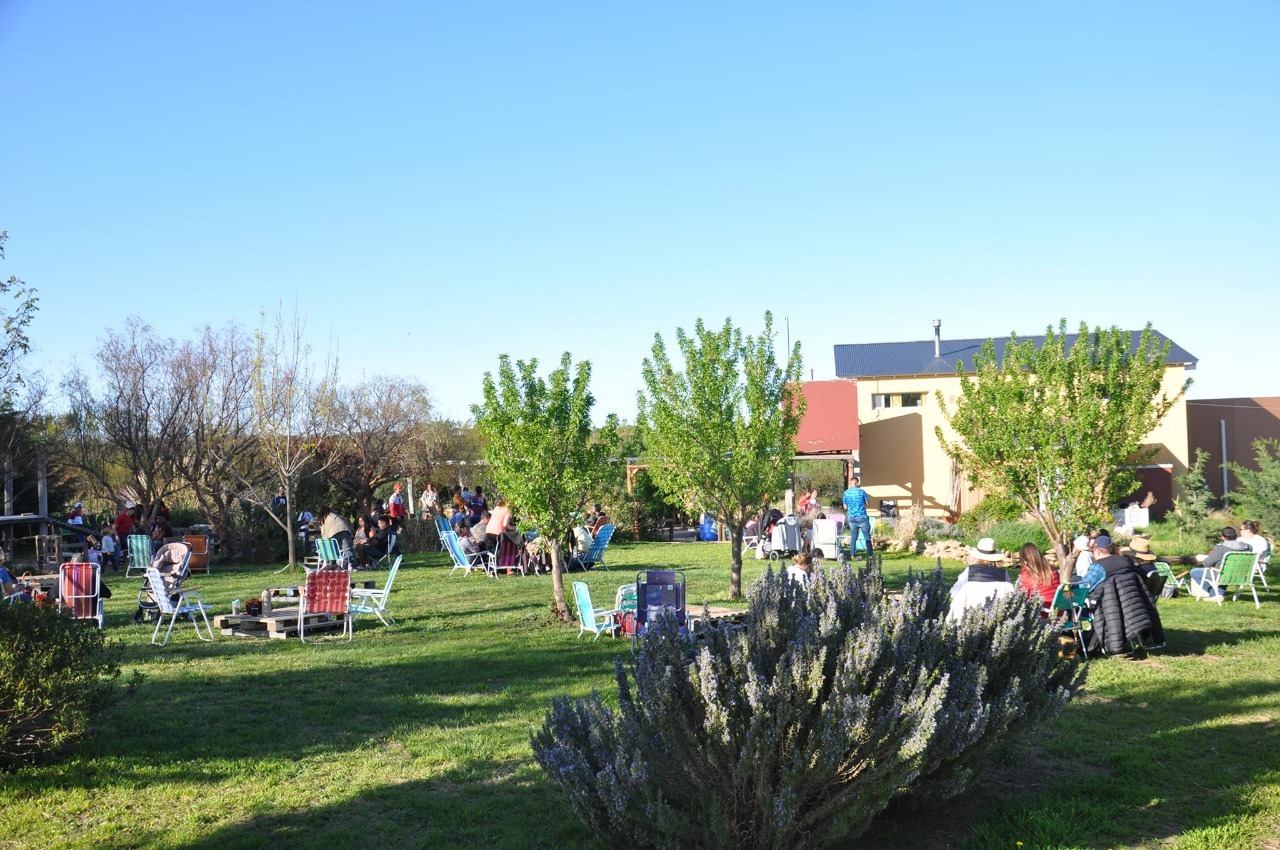 TURISMO MUY CERCA SE INSTALA CON FERIA GASTRONÓMICA, PRODUCTORA Y ARTESANAL EN EL PARQUE ECOLÓGICO EL DORADILLO