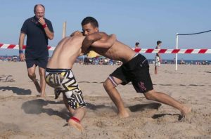 EL DOMINGO HABRÁ UN TORNEO ABIERTO DE WRESTLING BEACH