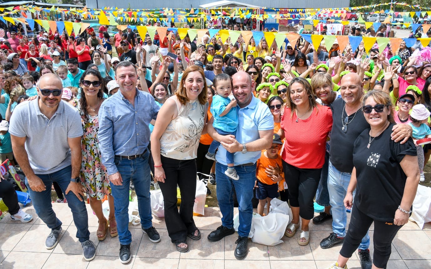EL INTENDENTE ENCABEZÓ LAS ACTIVIDADES POR EL CIERRE DEL AÑO DE LOS OCHO CENTROS DE PRIMERA INFANCIA DE PUERTO MADRYN