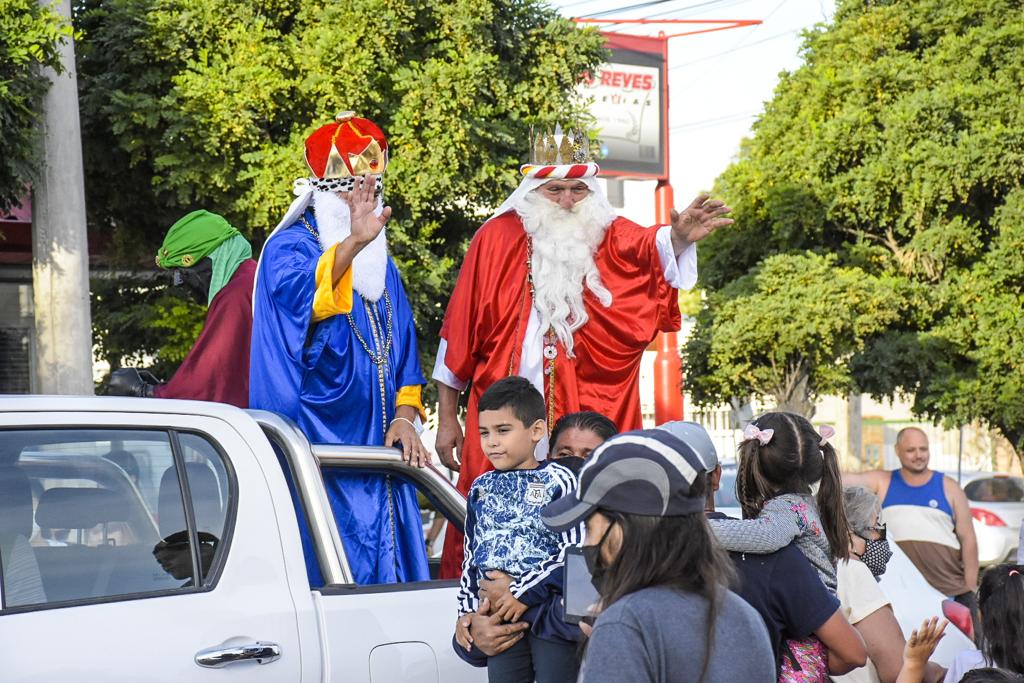 LOS REYES MAGOS LLEGAN A MADRYN
