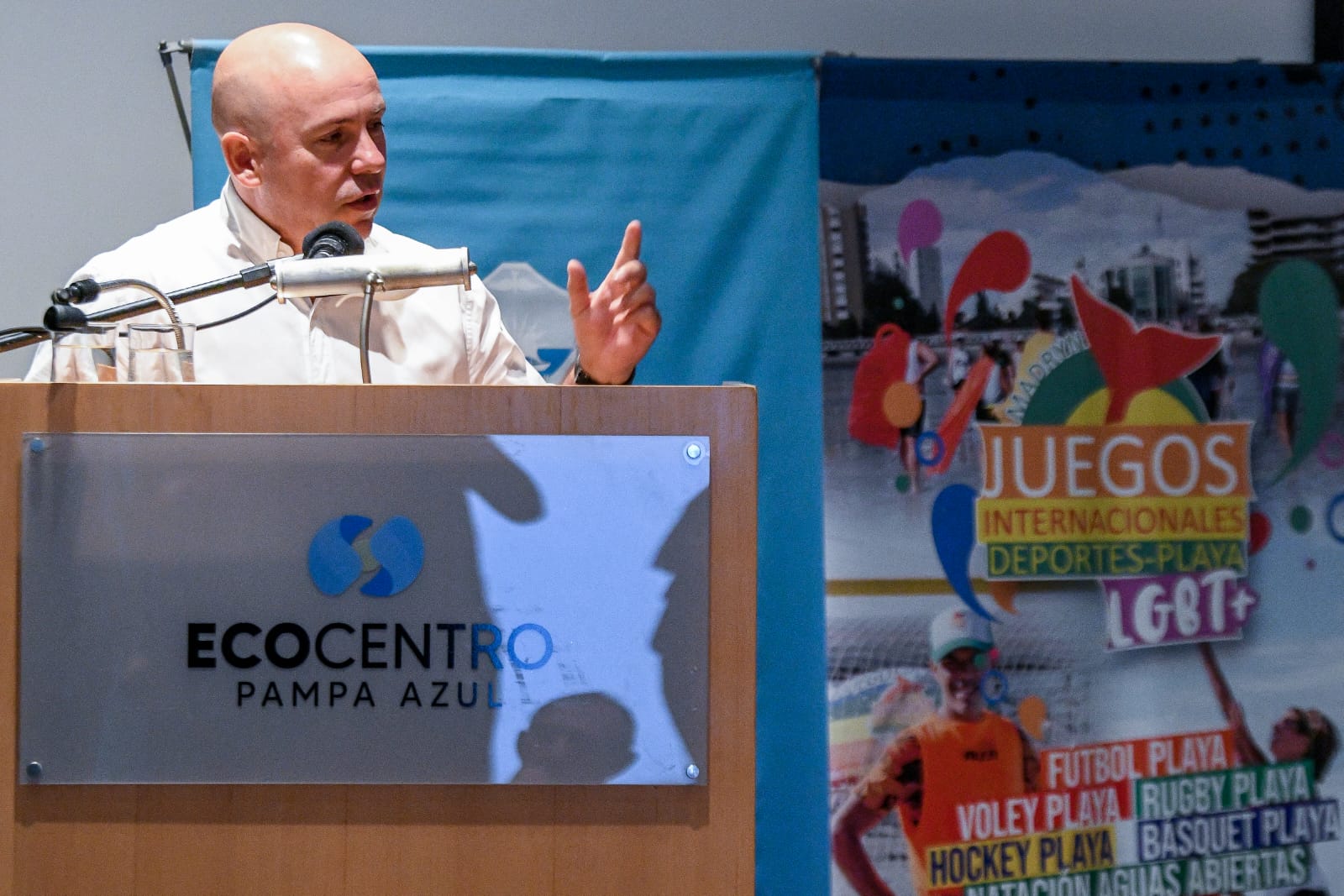 SASTRE PRESENTÓ LA 3ª EDICIÓN DE LOS JUEGOS NACIONALES DE PLAYA LGBT+