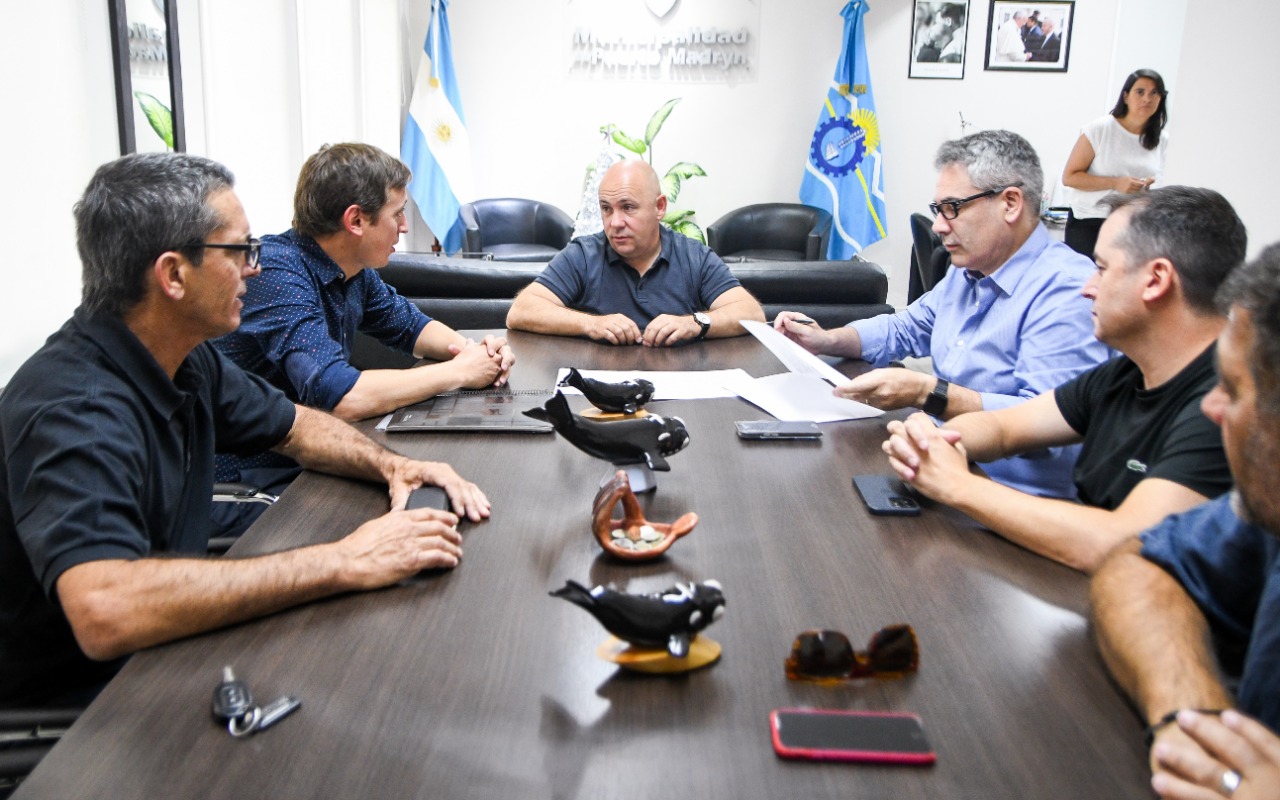 SE FIRMÓ UN CONVENIO PARA LLEGAR CON EL SERVICIO DE WIFI LIBRE Y GRATUITO A LOS DISTINTOS BARRIOS DE PUERTO MADRYN