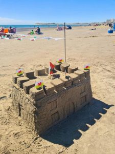 CONVOCATORIA A PARTICIPAR DE LA CONSTRUCCIÓN DE ESCULTURAS DE ARENA