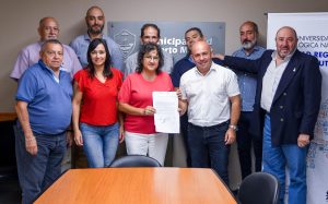 DÍA HISTÓRICO: SE FIRMÓ EN PUERTO MADRYN EL CONVENIO ESPECÍFICO PARA REGULARIZAR Y PROFESIONALIZAR LA ACTIVIDAD DE LOS ELECTRICISTAS