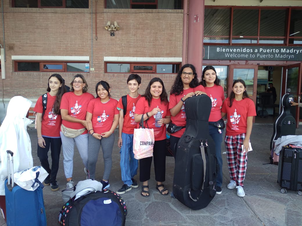 INTEGRANTES DE LA ORQUESTA MUNICIPAL INFANTO JUVENIL PARTICIPAN DEL FESTIVAL FEDERAL
