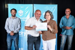 EL INTENDENTE ENTREGÓ CERTIFICADOS A QUIENES CONCLUYERON CON EL TALLER DE CONSERVAS SEGURAS