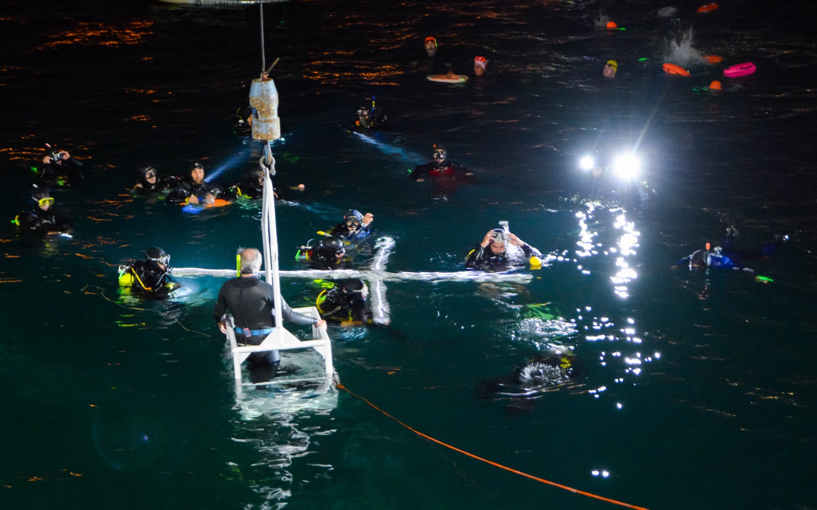 SEMANA SANTA EN MADRYN: SE REALIZARÁ LA 19º EDICIÓN DEL VÍA CRUCIS SUBMARINO