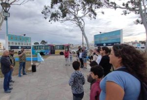 SE REALIZÓ EL PASEO INTERPRETATIVO DE LOS GRANDES HITOS MALVINENSES POR TERCER AÑO CONSECUTIVO