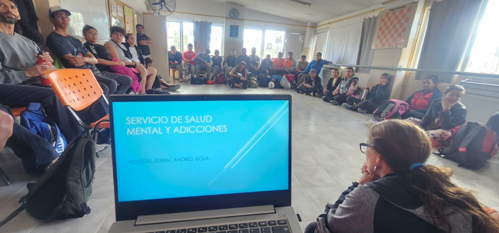 DURANTE LA EXPO DEPORTES, SE REALIZÓ UNA CAPACITACIÓN SOBRE SALUD MENTAL
