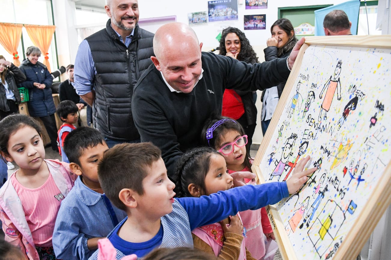 SASTRE ENTREGÓ CERTIFICADOS DEL PROGRAMA “GUARDIANES DE MI HOGAR”