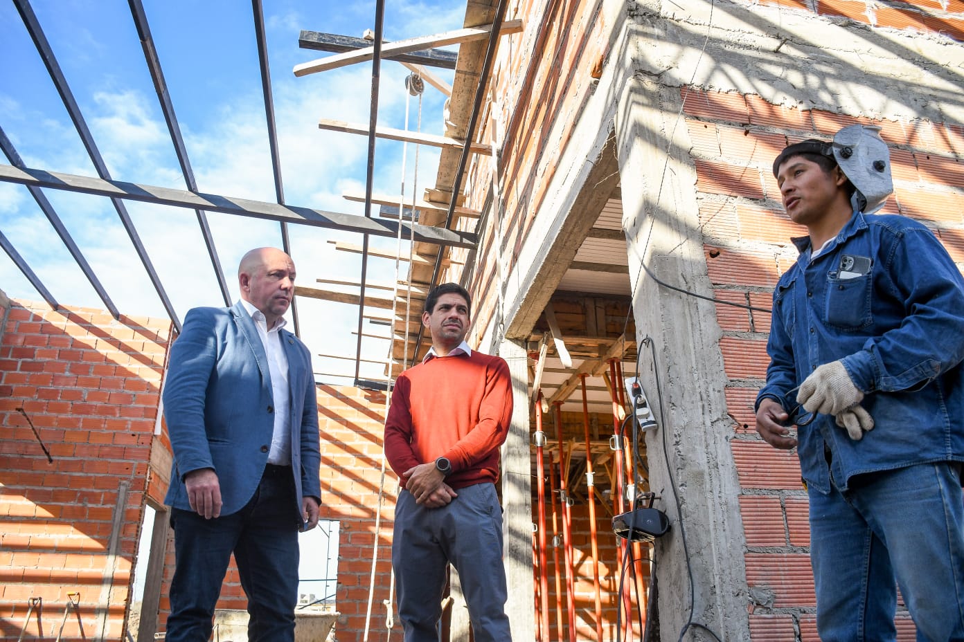 EL INTENDENTE RECORRIÓ LA OBRA DEL CENTRO DE ATENCIÓN PRIMARIA DE LA SALUD EN EL BARRIO SOLANA DE LA PATAGONIA